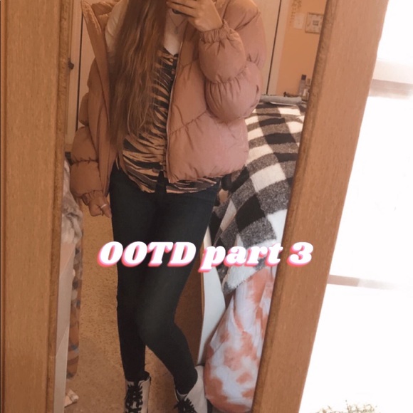 Meet your Posher, Laura - Picture 9 of 10